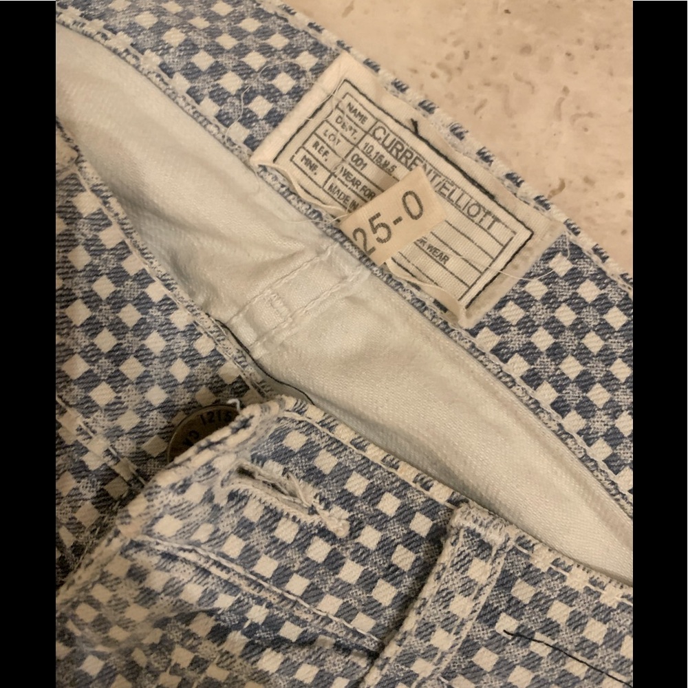 Current Elliot Stiletto blue and white Jeans 25